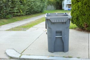| Clean Cans is your neighborhood trash can cleaning service, serving residential and commercial customers in Central Florida! Sign up online today!